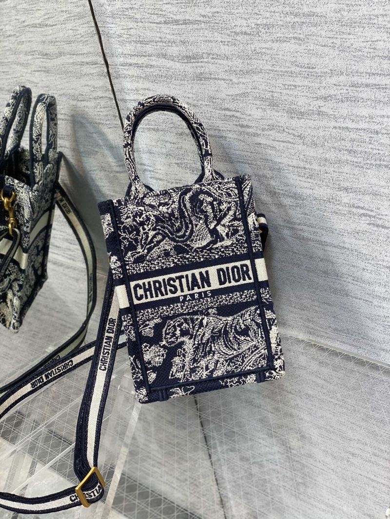chr1st1an D10r shopping bags